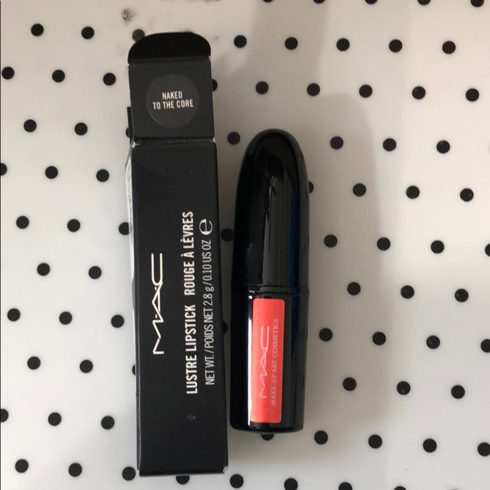 BNIB MAC LE COLOUR FORM NAKED TO THE CORE LIPSTICK